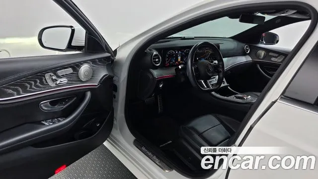 Mercedes-Benz E-Класс 2021 thumb 10