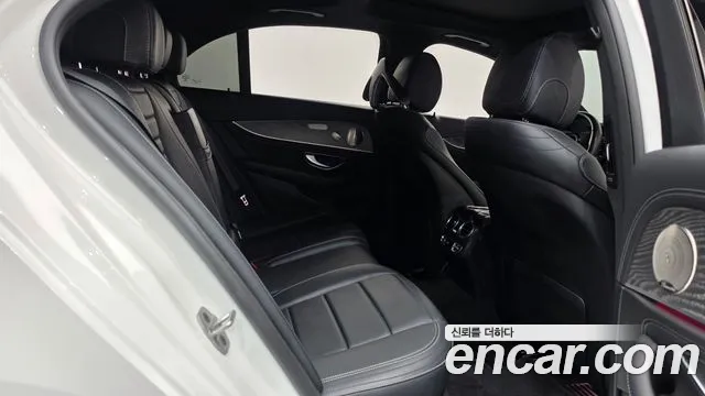 Mercedes-Benz E-Класс 2021 thumb 12