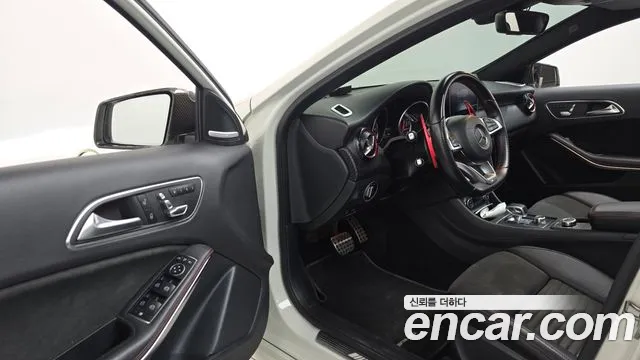Mercedes-Benz A-Класс 2018 thumb 10