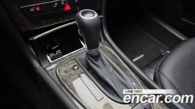 Mercedes-Benz E-Класс 2009 thumb 9