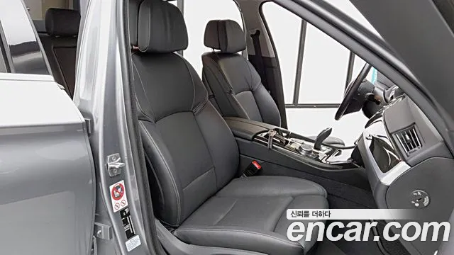 BMW 5-Series 2016 thumb 9