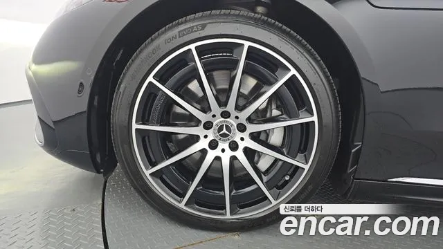 Mercedes-Benz EQS 2023 thumb 5