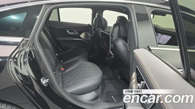 Mercedes-Benz EQS 2023 thumb 11