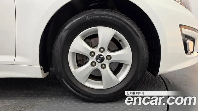 Kia K5 2014 thumb 5