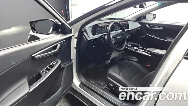 Kia EV6 2022 thumb 9