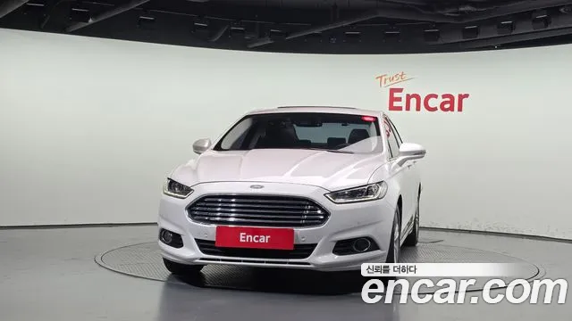 Ford Mondeo 2015 thumb 3