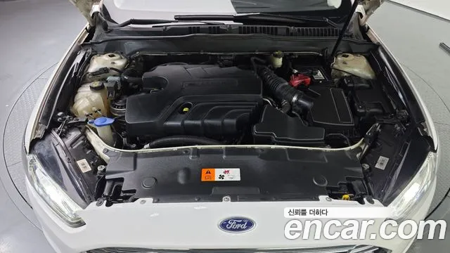 Ford Mondeo 2015 thumb 6