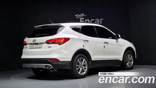 Hyundai Santa Fe 2012 thumb 2