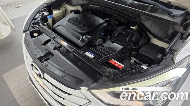 Hyundai Santa Fe 2012 thumb 6