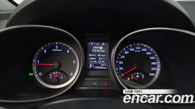 Hyundai Santa Fe 2012 thumb 8