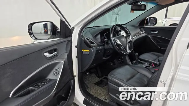 Hyundai Santa Fe 2012 thumb 10