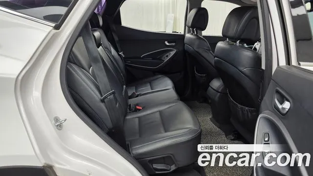 Hyundai Santa Fe 2012 thumb 12