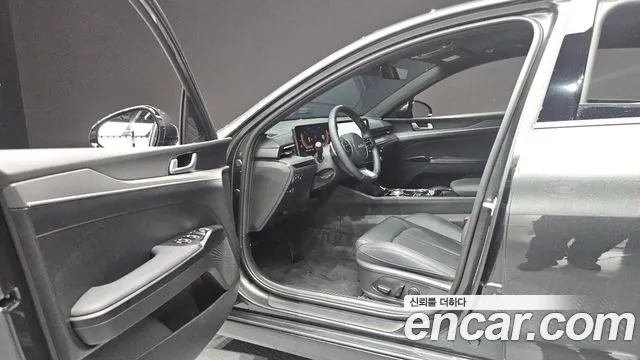 Kia K5 2026 thumb 10