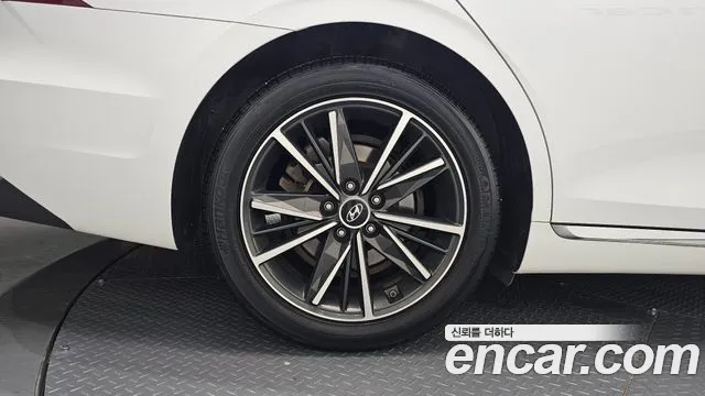 Hyundai Grandeur 2020 thumb 4