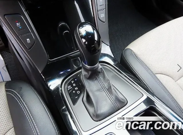 Hyundai i40 2015 thumb 10
