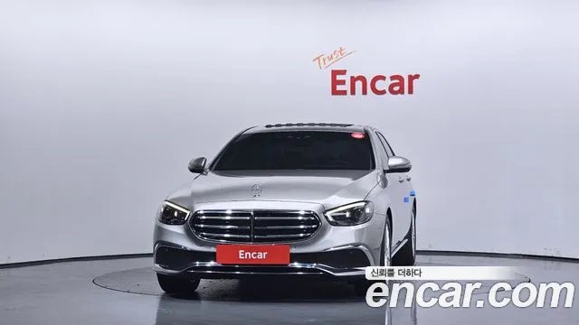 Mercedes-Benz E-Класс 2021 thumb 3