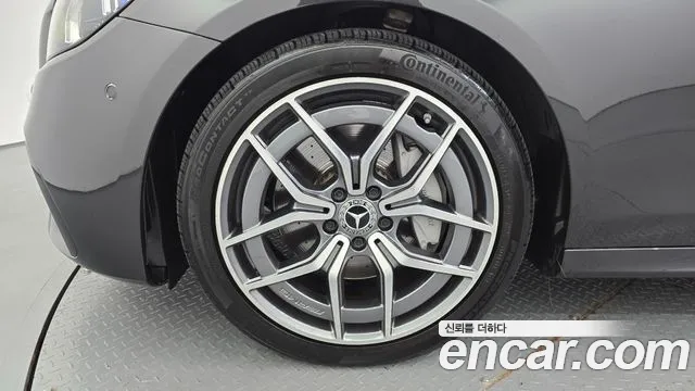 Mercedes-Benz E-Класс 2020 thumb 4