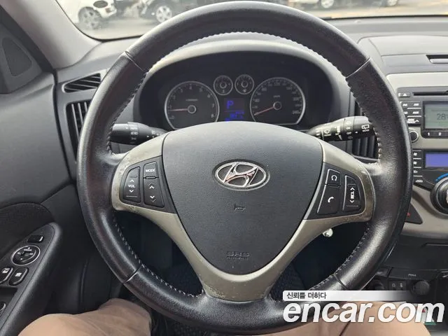 Hyundai i30 2008 thumb 10