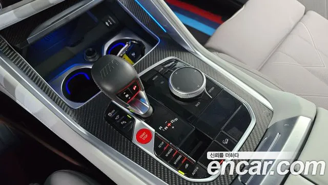 BMW XM 2023 thumb 8