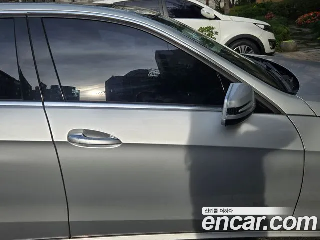 Mercedes-Benz E-Класс 2014 thumb 2