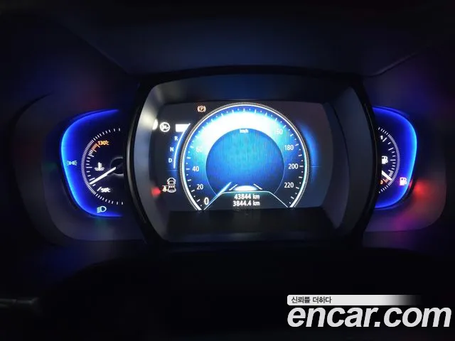 Renault-KoreaSamsung Koleos 2022 thumb 8