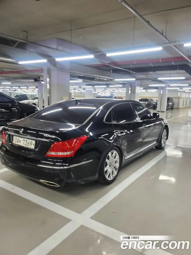 Hyundai Equus 2010 thumb 2