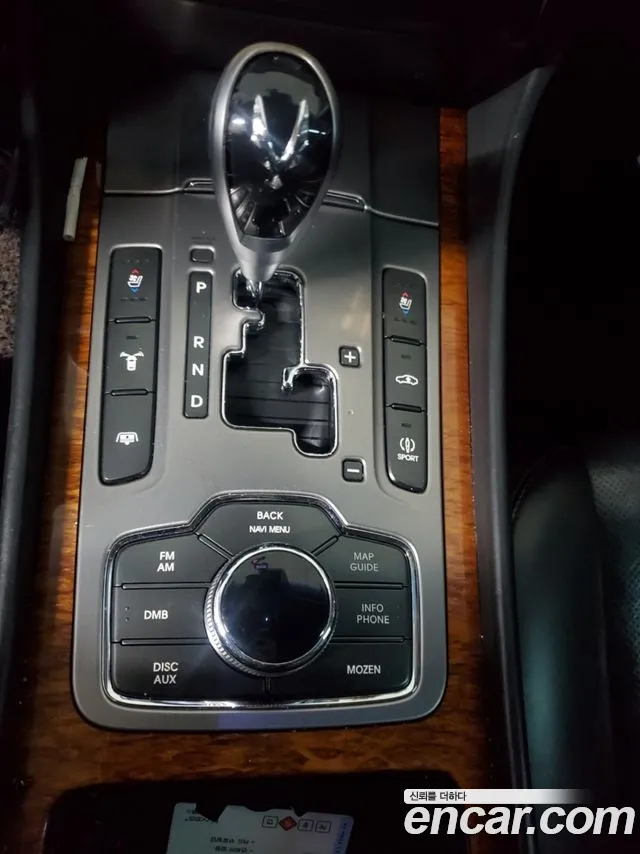 Hyundai Equus 2010 thumb 9