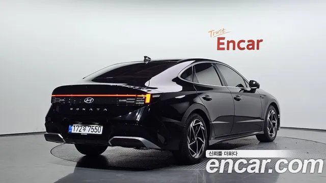 Hyundai Sonata 2025 thumb 2