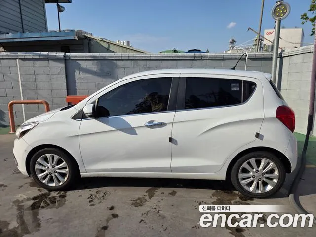 ChevroletGMDaewoo Spark 2017 thumb 5