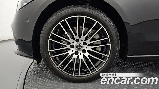Mercedes-Benz C-Класс 2022 thumb 5