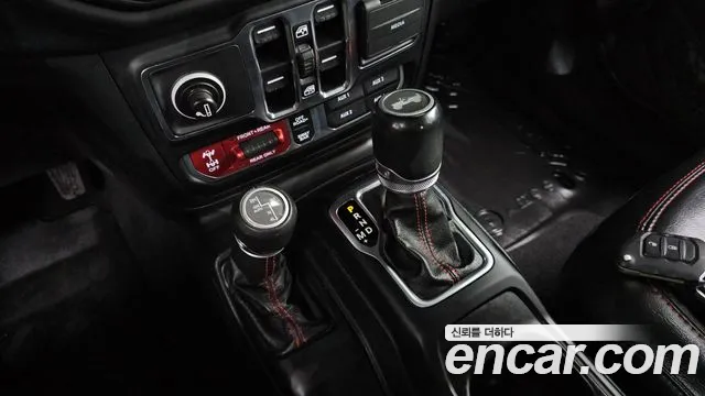 Jeep Wrangler 2021 thumb 9