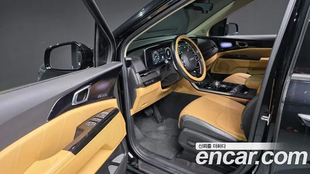 Kia Carnival 2023 thumb 11