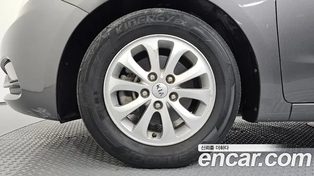 Kia K3 2012 thumb 5