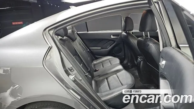 Kia K3 2012 thumb 11