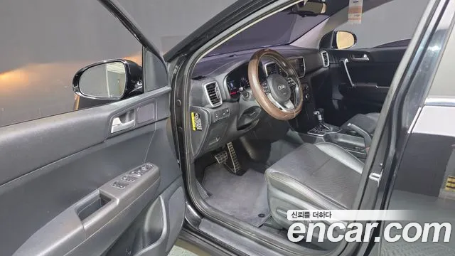 Kia Sportage 2018 thumb 10