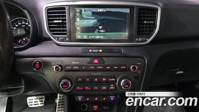 Kia Sportage 2018 thumb 12