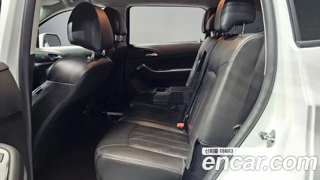 ChevroletGMDaewoo Orlando 2015 thumb 12