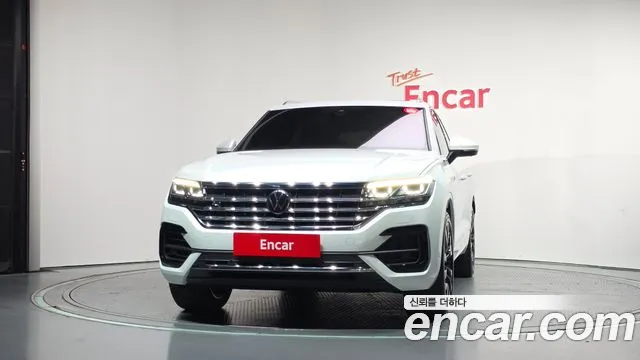 Volkswagen Touareg 2023 thumb 3