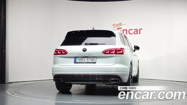 Volkswagen Touareg 2023 thumb 4