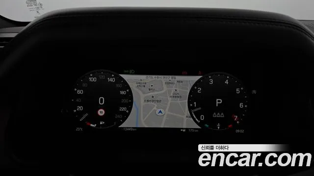 Land Rover Defender 2025 thumb 8