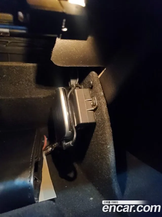 Lincoln MKZ 2010 thumb 9