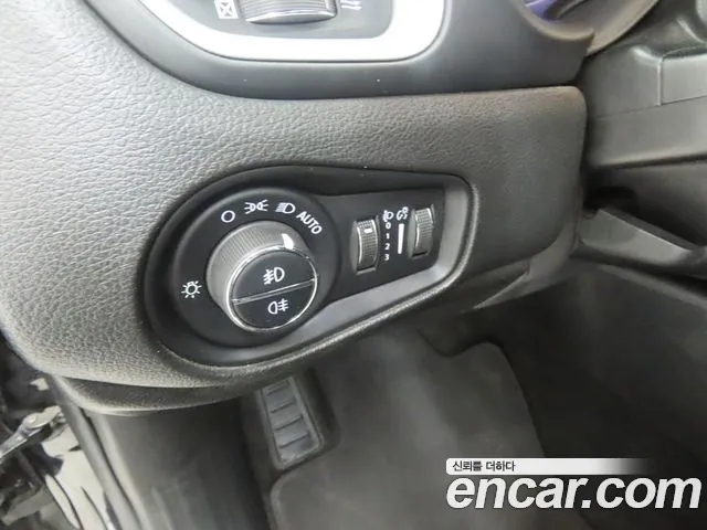 Jeep Renegade 2018 thumb 10