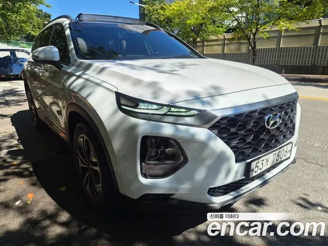 Hyundai Santa Fe 2019 thumb 3
