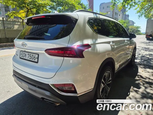 Hyundai Santa Fe 2019 thumb 5