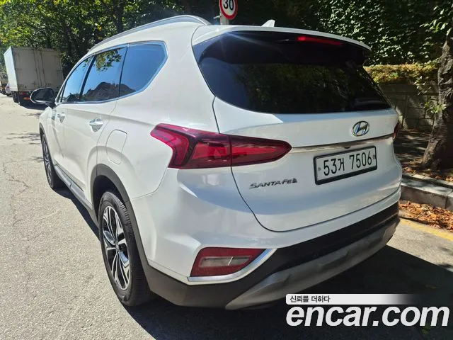 Hyundai Santa Fe 2019 thumb 6