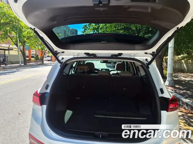 Hyundai Santa Fe 2019 thumb 7