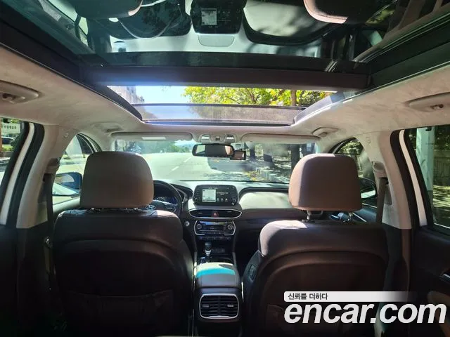 Hyundai Santa Fe 2019 thumb 9