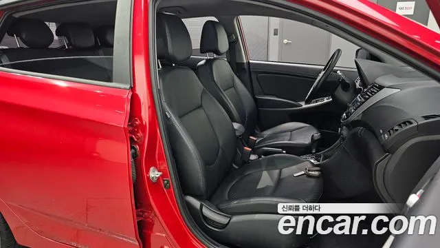 Hyundai Accent 2016 thumb 12