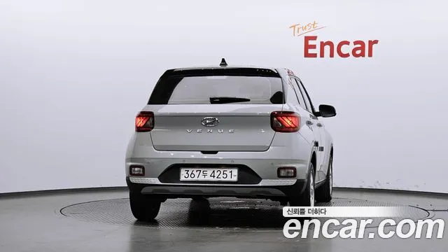 Hyundai Venue 2024 thumb 4