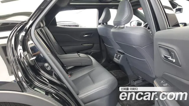 Toyota Crown 2023 thumb 12
